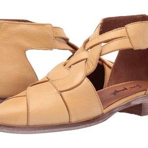 Free People Wanderlust Leather Flat | Brand New & Unworn